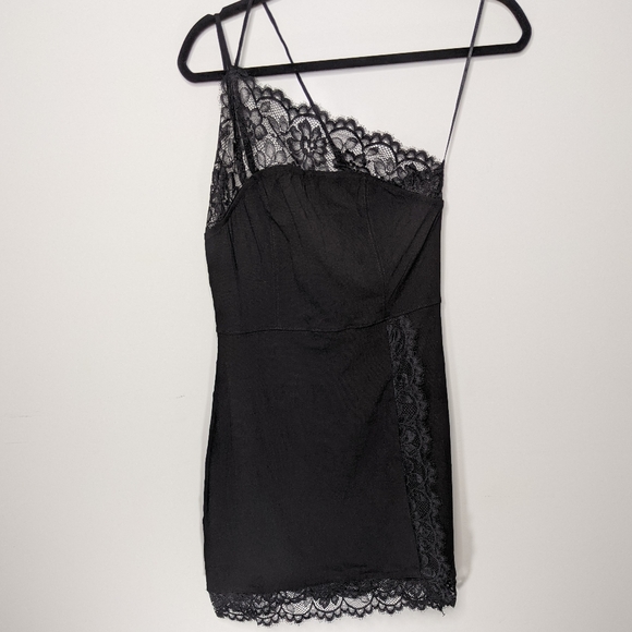 FREE PEOPLE • Black Premonitions One Shoulder Lace Bodycon Slip Dress NEW S / M - Picture 3 of 6